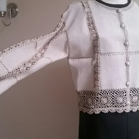 Vintage Patchwork Leather & Crochet Jacket Oatmeal Color M/L - Picture 4 of 9
